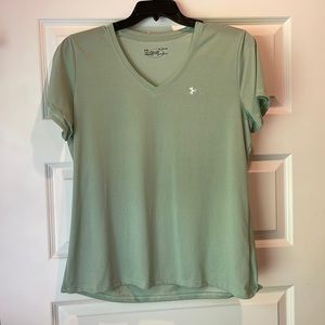 Under Armour size XL womens VNeck